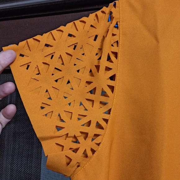 Mustard Top - Picture 6 of 7